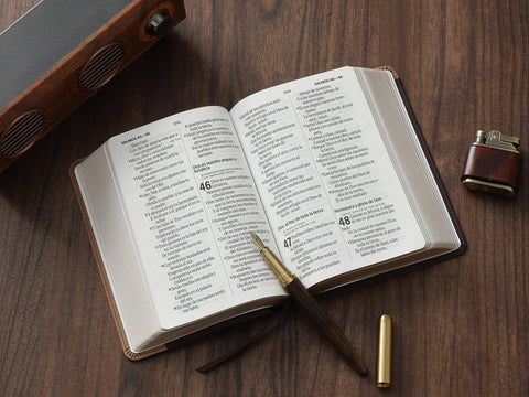 Image of Biblia RVR 1960 Letra Grande Tamaño Manual Bicolor Café Café Símil Piel