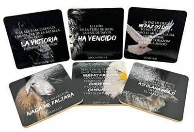 Image of Pack de 6 posavasos con versículos bíblicos. Animales Pack de 6 posavasos en caja a todo color. Cada posavasos lleva un versículo y un diseño diferente. Tamaño de cada posavasos: 100x100 mm.