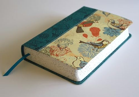 Image of Biblia RVR 1960 Letra Gigante Símil Pel Azul con Pájaros Cantos Pintados