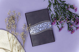 Biblia RVR 1960 del Pescador Mujer Virtuosa Floral Símil piel