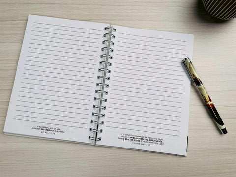 Image of Pack Libreta y Bolígrafo. Nuevas Fuerzas