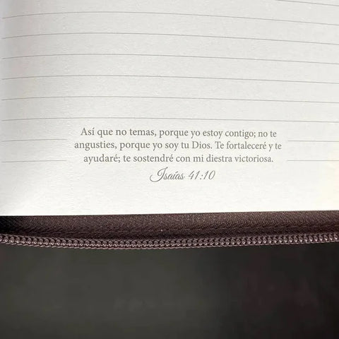 Image of Libreta Imitación Piel Marrón con Cierre: Nuevas Fuerzas