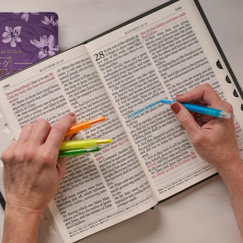 Image of Pack de 4 Marcadores Retráctiles de Biblia